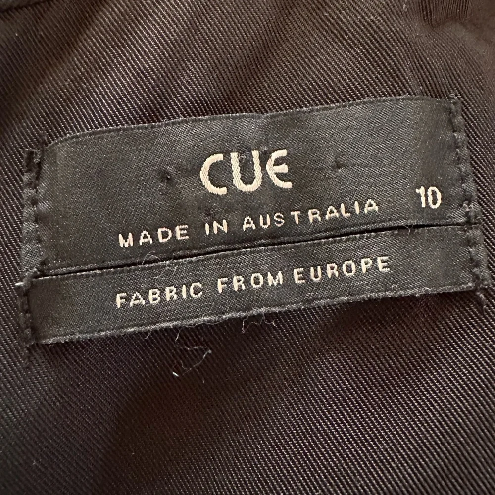 CUE made in Australia black origami faux wrap cap sleeve 6 mini pockets dress